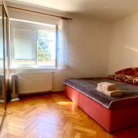 Apartmán Bright Next To Castle *